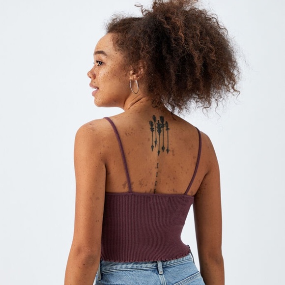 Ribbed Ruffle Knit Tank Crop Top - Picture 2 of 3